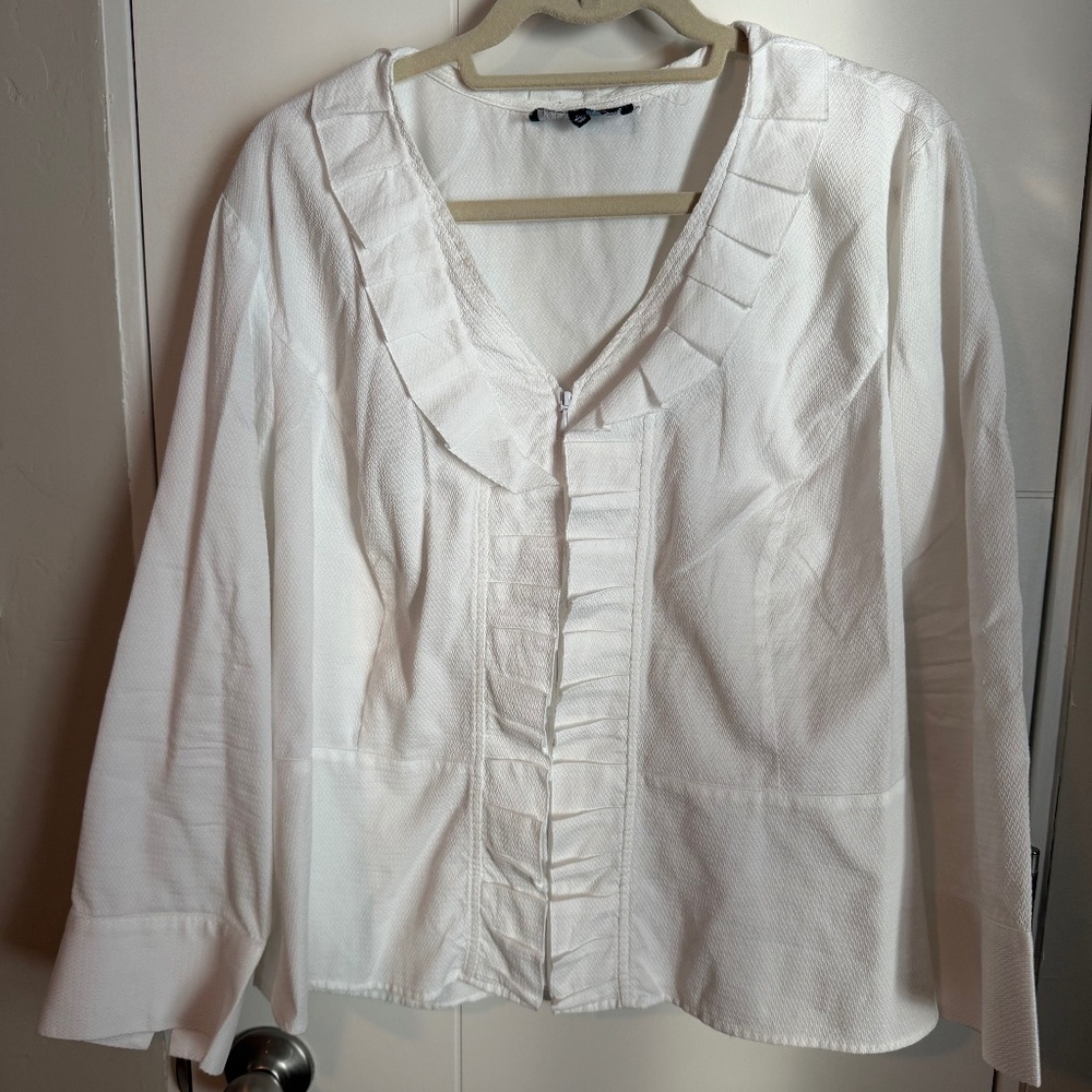 PLUS SIZE (2X) Jones New York White Blouse